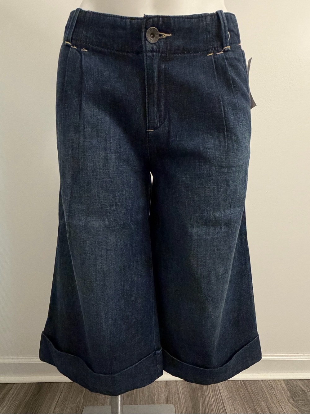 Vintage Old Navy Dark Blue Wide-Leg Cropped Jeans